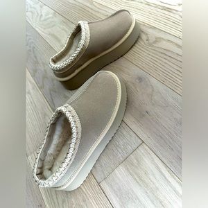 Platform Cozy Slippers (similar to Uggs Tazz)